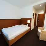 Hotel Seehotel Ketsch Schwetzingen