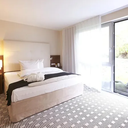 Seehotel Ketsch 4* Σβέτζινγκεν