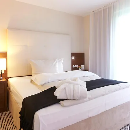 Hotel Seehotel Ketsch 4*