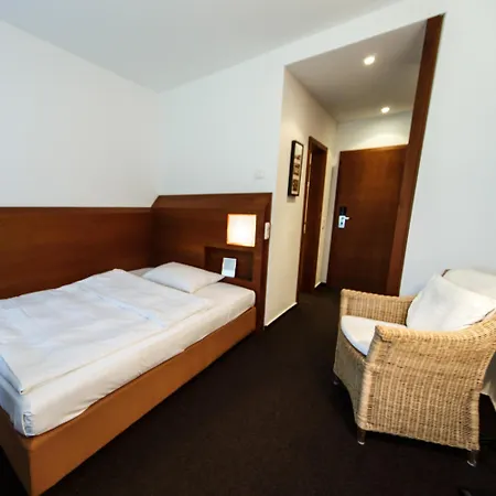 Hotel Seehotel Ketsch 4*