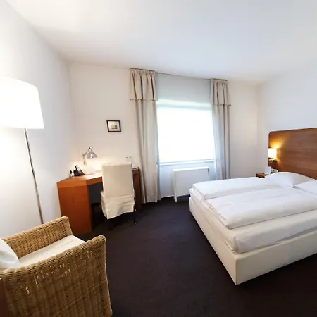 Seehotel Ketsch 4* Schwetzingen